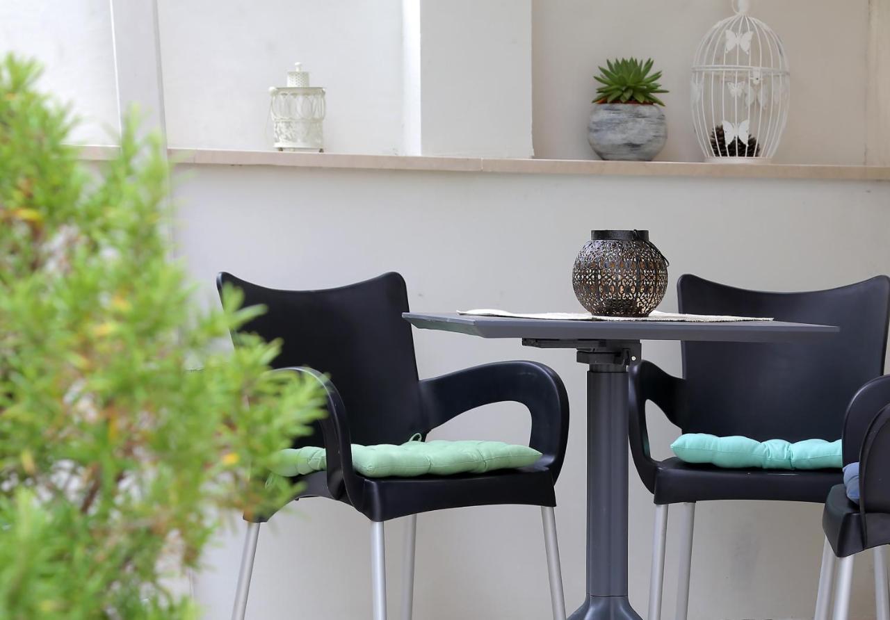Apartmani Krmek ムリニ エクステリア 写真
